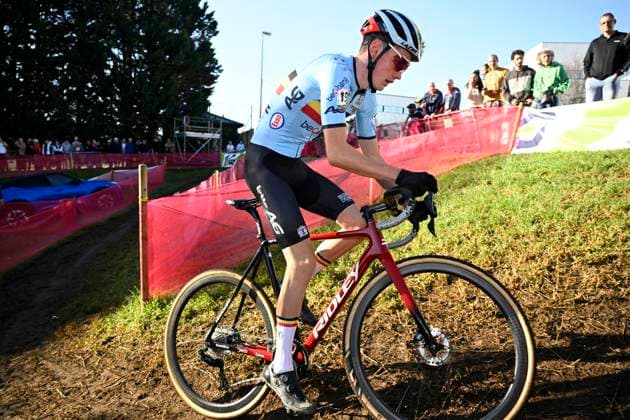 2024 UEC Cyclo-Cross EC - Men Juniors PONTEVEDRA, SPAIN - NOVEMBER 03 : Daelmans Lars (BEL) in action during the 2024 UEC Cyclo-Cross European Championships for Men Juniors on November 03, 2024 in Pontevedra, Spain, 03 11 2024 Pontevedra Spain  Copyright: xNicoxVereeckenx