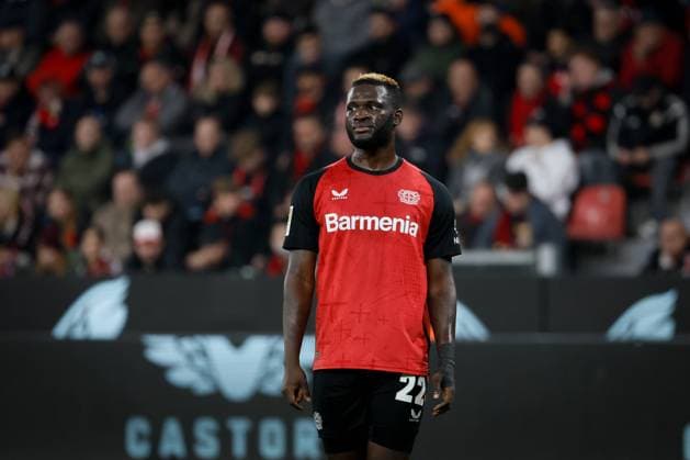 Soccer, 1 Bundesliga Bayer 04 Leverkusen VfB Stuttgart, Matchday 9, BayArena, Victor Boniface Bayer 04 Leverkusen gesticulates, DFB DFL REGULATES PROHIBIT ANY USE OF PHOTOGRAPHS AS IMAGE SEQUENCES AND OR QUASI VIDEO Copyright: JoachimxBywaletz xJB-Sportfoto