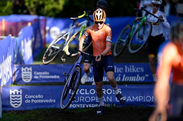 2024 UEC Cyclo-Cross EC - Men Juniors PONTEVEDRA, SPAIN - NOVEMBER 03 : Bastiaanssen Finn (NED) in action during the 2024 UEC Cyclo-Cross European Championships for Men Juniors on November 03, 2024 in Pontevedra, Spain, 03 11 2024 Pontevedra Spain  Copyright: xNicoxVereeckenx