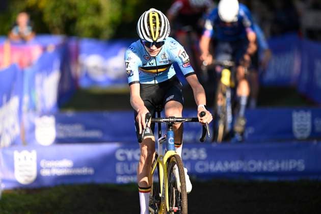 2024 UEC Cyclo-Cross EC - Men Juniors PONTEVEDRA, SPAIN - NOVEMBER 03 : Lejeune Giel (BEL) in action during the 2024 UEC Cyclo-Cross European Championships for Men Juniors on November 03, 2024 in Pontevedra, Spain, 03 11 2024 Pontevedra Spain  Copyright: xNicoxVereeckenx