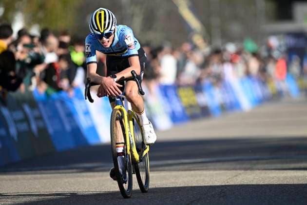 2024 UEC Cyclo-Cross EC - Men Juniors PONTEVEDRA, SPAIN - NOVEMBER 03 : Lejeune Giel (BEL) in action during the 2024 UEC Cyclo-Cross European Championships for Men Juniors on November 03, 2024 in Pontevedra, Spain, 03 11 2024 Pontevedra Spain  Copyright: xNicoxVereeckenx