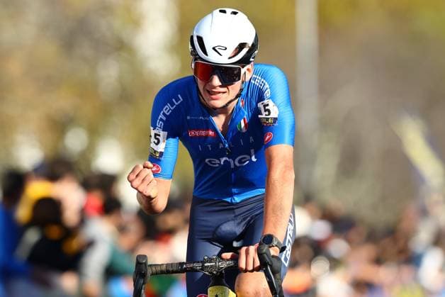 Italian Mattia Agostinacchio celebrates as he crosses the finish line to win the men junior race at the European Championships cyclocross cycling in Pontevedra, Spain, Sunday 03 November 2024. DAVIDxPINTENS  x104419157x