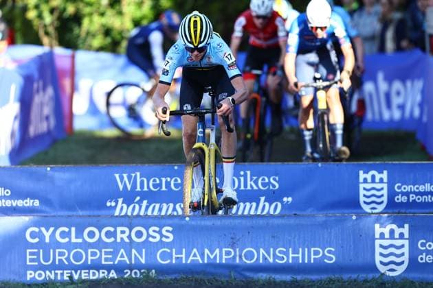 Belgian Giel Lejeune pictured in action during the men junior race at the European Championships cyclocross cycling in Pontevedra, Spain, Sunday 03 November 2024. DAVIDxPINTENS  x104419455x