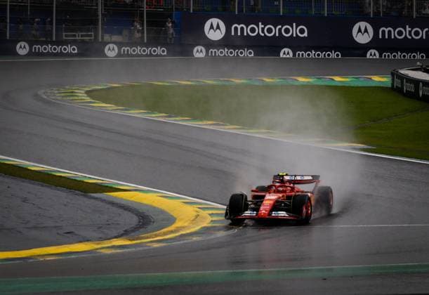 Treino classificatório GP F1 Lenovo SP SÃO PAULO, SP - 03.11.2024: TREINO CLASSIFICATÓRIO GP F1 LENOVO SP - It takes place this Sunday (03) at the Interlagos racetrack, in the south of the capital of São Paulo, after being postponed due to the heavy rain that fell this Saturday (02), the qualifying training for the Formula 1 Lenovo Grand Prix of São Paulo 2024. In the photo, the driver, Charles Leclerc 16, FERRARI. (Photo: Aloisio Mauricio Fotoarena) x2644962x  AloisioxMauricio