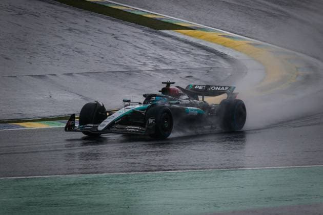 Treino classificatório GP F1 Lenovo SP SÃO PAULO, SP - 03.11.2024: TREINO CLASSIFICATÓRIO GP F1 LENOVO SP - It takes place this Sunday (03) at the Interlagos racetrack, in the south of the capital of São Paulo, after being postponed due to the heavy rain that fell this Saturday (02), the qualifying training for the Formula 1 Lenovo Grand Prix of São Paulo 2024. In the photo, the pilot, George Russell 63, MERCEDES (Photo: Aloisio Mauricio Fotoarena) x2644965x  AloisioxMauricio