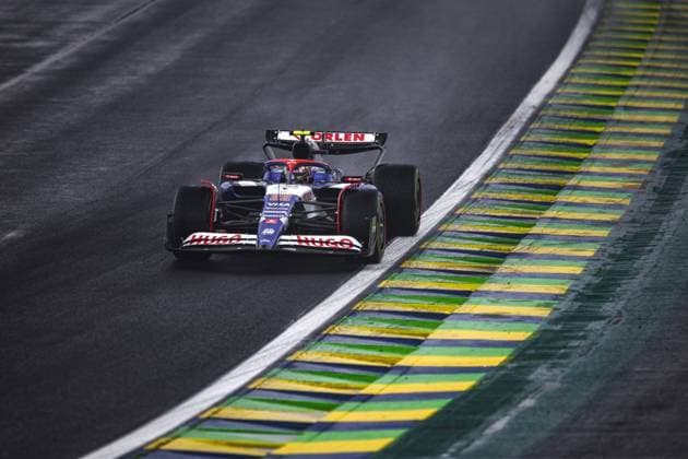 22 TSUNODA Yuki (jap), Visa Cash App RB F1 Team VCARB 01, action during the Formula 1 Grande Premio de Sao Paulo 2024, 21th round of the 2024 Formula One World Championship, WM, Weltmeisterschaft from November 1 to 3, 2024 on the Interlagos Circuit, in Sao Paulo, Brazil - F1 - SAO PAULO GRAND PRIX 2024 DPPI Panoramic  241103_R21_BRASILE_DP_XB3_3739