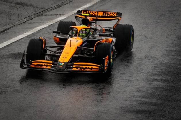Treino classificatório GP F1 Lenovo SP SÃO PAULO, SP - 03.11.2024: TREINO CLASSIFICATÓRIO GP F1 LENOVO SP - It takes place this Sunday (03) at the Interlagos racetrack, in the south of the capital of São Paulo, after being postponed due to the heavy rain that fell this Saturday (02), the qualifying training for the Formula 1 Lenovo Grand Prix of São Paulo 2024. In the photo, the pilot, Lando Norris 4, McLAREN. (Photo: Aloisio Mauricio Fotoarena) x2644985x  AloisioxMauricio