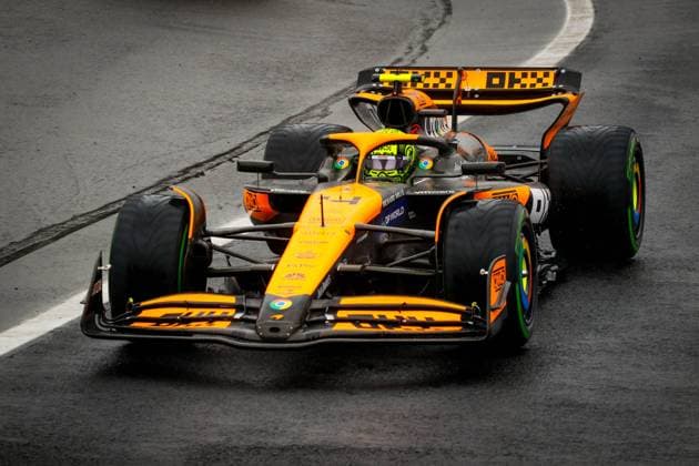 Treino classificatório GP F1 Lenovo SP SÃO PAULO, SP - 03.11.2024: TREINO CLASSIFICATÓRIO GP F1 LENOVO SP - It takes place this Sunday (03) at the Interlagos racetrack, in the south of the capital of São Paulo, after being postponed due to the heavy rain that fell this Saturday (02), the qualifying training for the Formula 1 Lenovo Grand Prix of São Paulo 2024. In the photo, the pilot, Lando Norris 4, McLAREN. (Photo: Aloisio Mauricio Fotoarena) x2644986x  AloisioxMauricio