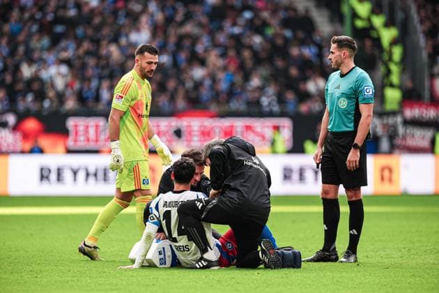 Injury Ludovit Reis Hamburger SV, 14 GER, Hamburger SV vs 1 FC Nuernberg, Football, 2 Bundesliga, Matchday 11, Season 2024 2025, 03 11 2024 DFL REGULATES PROHIBIT ANY USE OF PHOTOGRAPHS AS IMAGE SEQUENCES AND OR QUASI VIDEO GER, Hamburger SV vs 1 FC Nuernberg, Football, 2 Bundesliga, Matchday 11, Season 2024 2025, 03 11 2024 Hamburg Copyright: xEibner-Pressefoto MarcelxvonxFehrnx EP_MFN