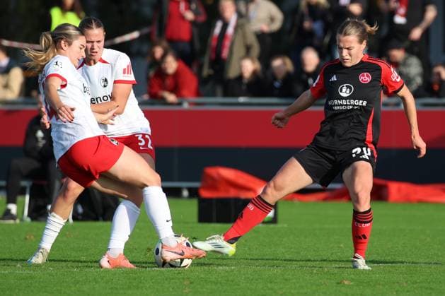 03 11 2024 Soccer Season 2024 2025 2 Women Soccer Bundesliga 09 Matchday 1 FC Nürnberg FCN Club Clubfrauen SC Freiburg II Sportfoto Zink DC DaEn xdcxdex Noreen Günnewig 14, SC Freiburg II , Yara Volpert 32, SC Freiburg II , Nastassja Lein 24, 1 FC Nürnberg FCN