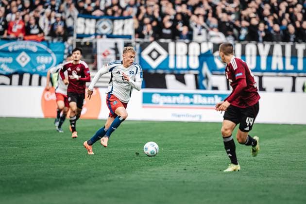 Soccer Men Season 2024 2025 2 Soccer Bundesliga 11 Matchday Hamburger SV vs 1 FC Nürnberg 03 11 2024 Adam Karabec 17, HSV on the ball Hamburg Volksparkstadion Hamburg Germany