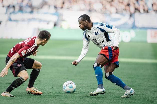 Soccer Men Season 2024 2025 2 Soccer Bundesliga 11 Matchday Hamburger SV vs 1 FC Nürnberg 03 11 2024 v l Oliver Villadsen 2, 1 FC Nürnberg vs Jean Luc Dompe 7, HSV Hamburg Volksparkstadion Hamburg Germany
