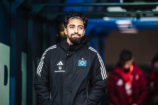 Soccer Men Season 2024 2025 2 Soccer Bundesliga 11 Matchday Hamburger SV vs 1 FC Nürnberg 03 11 2024 Immanuel Pherai 10, HSV starts on the bench Hamburg Volksparkstadion Hamburg Germany