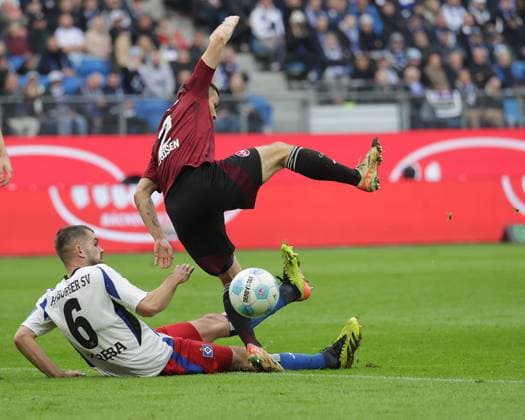 Lukasz Poreba HSV , Oliver Villadsen 1 FC Nuernberg Football, Men, Season 2024 2025, 2 BL, Volksparkstadion, Hamburger SV vs 1 FC Nuernberg DFL REGULATIONS PROHIBIT ANY USE OF PHOTOGRAPHS AS IMAGE SEQUENCES AND OR QUASI VIDEO