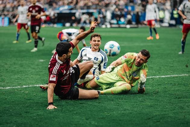 Soccer Men Season 2024 2025 2 Soccer Bundesliga 11 Matchday Hamburger SV vs 1 FC Nürnberg 03 11 2024 v l Mahir Emreli 30, 1 FC Nürnberg vs Daniel Heuer Fernandes 1, HSV Hamburg Volksparkstadion Hamburg Germany