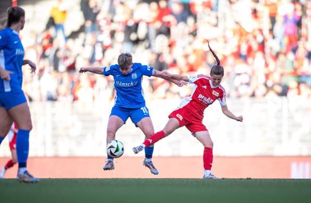 Soccer, Women, Season 2024 2025, 2 Bundesliga 9 Matchday , 1 FC Union Berlin SV Meppen, v l Lea Mauly SV Meppen , Celine Frank 1 FC Union , 03 11 2024, Copyright: xSebastianxRäppold MatthiasxKochx