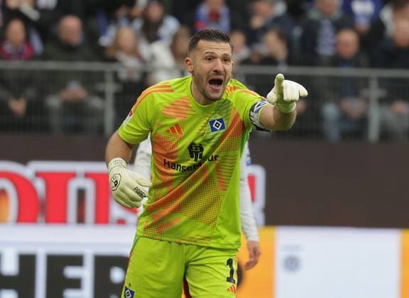 Daniel Heuer Fernandes HSV Football, Men, Season 2024 2025, 2 BL, Volksparkstadion, Hamburger SV vs 1 FC Nuernberg DFL REGULATIONS PROHIBIT ANY USE OF PHOTOGRAPHS AS IMAGE SEQUENCES AND OR QUASI VIDEO