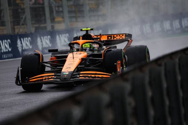 04 NORRIS Lando (gbr), McLaren F1 Team MCL38, action during the Formula 1 Grande Premio de Sao Paulo 2024, 21th round of the 2024 Formula One World Championship, WM, Weltmeisterschaft from November 1 to 3, 2024 on the Interlagos Circuit, in Sao Paulo, Brazil - F1 - SAO PAULO GRAND PRIX 2024 DPPI Panoramic  241103_R21_BRASILE_DP_FG007058