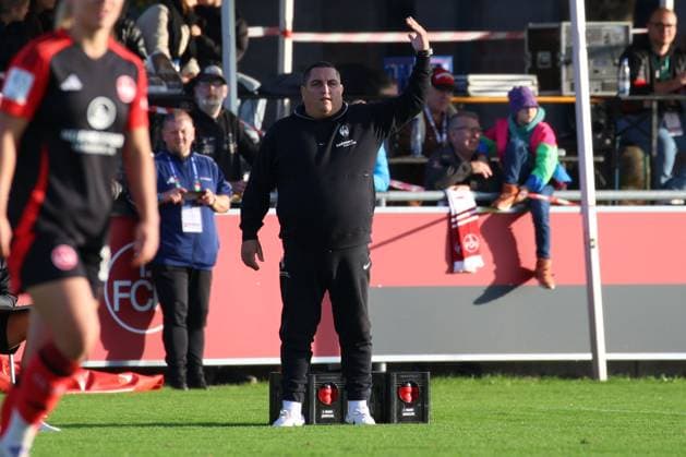 03 11 2024 Soccer Season 2024 2025 2 Women Soccer Bundesliga 09 Matchday 1 FC Nürnberg FCN Club Clubfrauen SC Freiburg II Sportfoto Zink DC DaEn xdcxdex Amin Jungkeit Coach SC Freiburg II