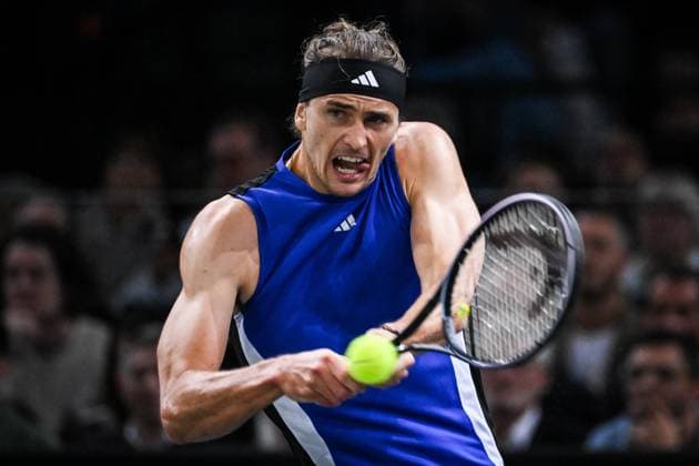 November 3, 2024, Paris, France, France: Alexander ZVEREV of Germany during the seventh day of the Rolex Paris Masters 1000 tennis tournament at Accor Arena on November 03, 2024 in Paris, France. Paris France - ZUMAm308 20241103_zsp_m308_005 Copyright: xMatthieuxMirvillex