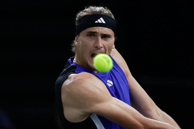 ROLEX PARIS MASTERS TENNIS 2024 Paris, 03 11 2024 Final, Alexander Zverev GER Ugo Humbert FRA v l Alexander Zverev GER plays a backhand, eye on the ball Copyright: AntonioxBorga