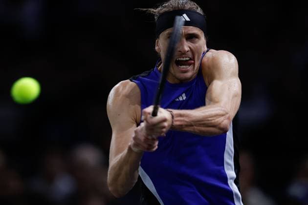 ROLEX PARIS MASTERS TENNIS 2024 Paris, 03 11 2024 Final, Alexander Zverev GER Ugo Humbert FRA v l Alexander Zverev GER plays a backhand Copyright: AntonioxBorga