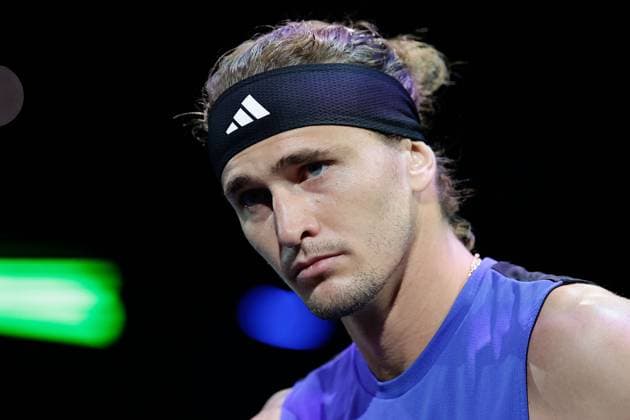 ROLEX PARIS MASTERS TENNIS 2024 Paris, 03 11 2024 Final, Alexander Zverev GER Ugo Humbert FRA v l Alexander Zverev GER pensive Copyright: AntonioxBorga