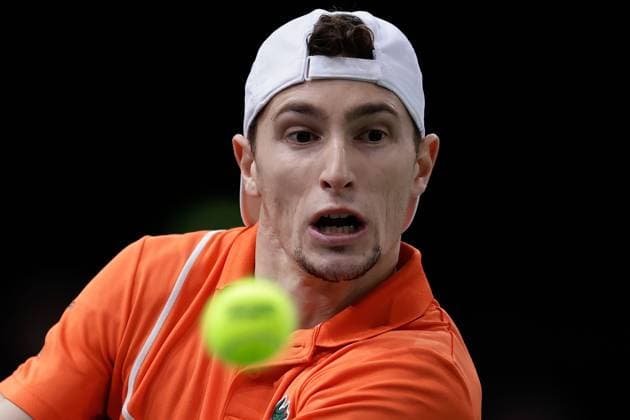 ROLEX PARIS MASTERS TENNIS 2024 Paris, 03 11 2024 Final, Alexander Zverev GER Ugo Humbert FRA v l Ugo Humbert FRA plays a backhand, concentrated Copyright: AntonioxBorga