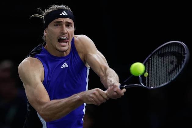 ROLEX PARIS MASTERS TENNIS 2024 Paris, 03 11 2024 Final, Alexander Zverev GER Ugo Humbert FRA v l Alexander Zverev GER plays a backhand Copyright: AntonioxBorga
