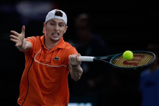 ROLEX PARIS MASTERS TENNIS 2024 Paris, 03 11 2024 Final, Alexander Zverev GER Ugo Humbert FRA v l Ugo Humbert FRA plays a forehand Copyright: AntonioxBorga