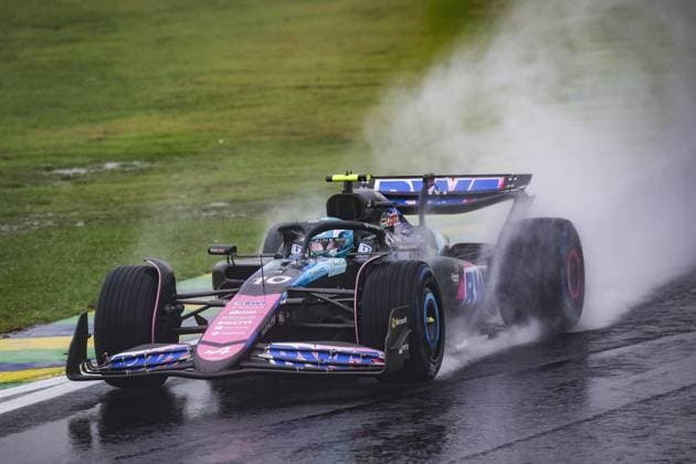 10 GASLY Pierre (fra), Alpine F1 Team A524, action during the Formula 1 Grande Premio de Sao Paulo 2024, 21th round of the 2024 Formula One World Championship, WM, Weltmeisterschaft from November 1 to 3, 2024 on the Interlagos Circuit, in Sao Paulo, Brazil - F1 - SAO PAULO GRAND PRIX 2024 DPPI Panoramic  241103_R21_BRASILE_DP_FGDN0581