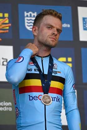 2024 UEC Cyclo-Cross EC - Men Elite PONTEVEDRA, SPAIN - NOVEMBER 03 : Iserbyt Eli (BEL) winning the bronze medal pictured during the podium ceremony of the 2024 UEC Cyclo-Cross European Championships for Men Elite on November 03, 2024 in Pontevedra, Spain, 03 11 2024 Pontevedra Spain  Copyright: xNicoxVereeckenx