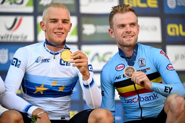 2024 UEC Cyclo-Cross EC - Men Elite PONTEVEDRA, SPAIN - NOVEMBER 03 : Nys Thibau (BEL) winning the gold medal and Iserbyt Eli (BEL) winning the bronze medal pictured during the podium ceremony of the 2024 UEC Cyclo-Cross European Championships for Men Elite on November 03, 2024 in Pontevedra, Spain, 03 11 2024 Pontevedra Spain  Copyright: xNicoxVereeckenx