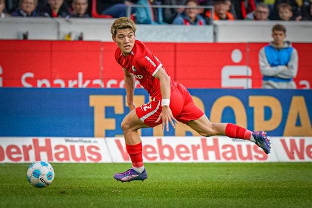 Football, Ritsu Doan moves from SC Freiburg to Eintracht Frankfurt, archive pictures
