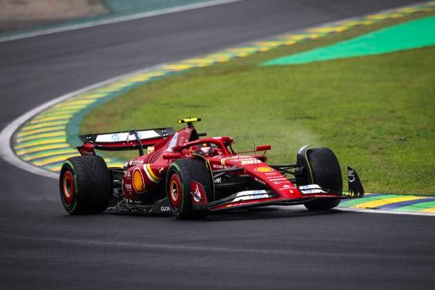 55 SAINZ Carlos (spa), Scuderia Ferrari SF-24, action during the Formula 1 Grande Premio de Sao Paulo 2024, 21th round of the 2024 Formula One World Championship, WM, Weltmeisterschaft from November 1 to 3, 2024 on the Interlagos Circuit, in Sao Paulo, Brazil - F1 - SAO PAULO GRAND PRIX 2024 DPPI Panoramic  241103_R21_BRASILE_DP_XB5_3838