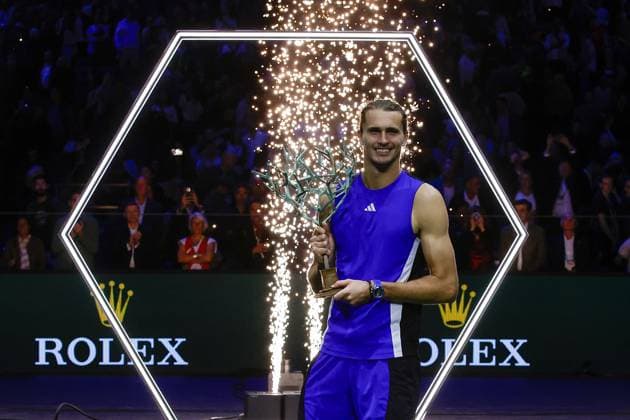 ROLEX PARIS MASTERS TENNIS 2024 Paris, 03 11 2024 Final, Alexander Zverev GER Ugo Humbert FRA v l Award ceremony Rolex Masters 2024, winner Alexander Zverev GER with trophy, laughing, happy Copyright: AntonioxBorga