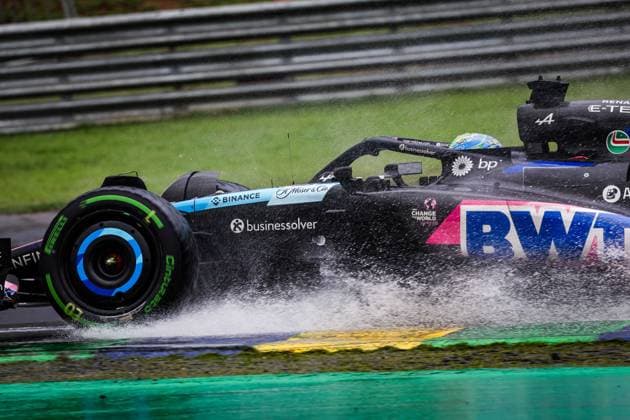 31 OCON Esteban (fra), Alpine F1 Team A524, action during the Formula 1 Grande Premio de Sao Paulo 2024, 21th round of the 2024 Formula One World Championship, WM, Weltmeisterschaft from November 1 to 3, 2024 on the Interlagos Circuit, in Sao Paulo, Brazil - F1 - SAO PAULO GRAND PRIX 2024 DPPI Panoramic  241103_R21_BRASILE_DP_FGDN1751