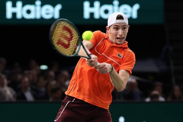ROLEX PARIS MASTERS TENNIS 2024 Thierry Larret Maxppp. Tennis. Rolex Paris Masters. Accorhotels Arena, Paris (75), le 3 Novembre 2024. Finale : Alexander ZVEREV (GER) vs Ugo HUMBERT (FRA). Paris (75) ACCORHOTELS ARENA ILE DE FRANCE FRANCE  Copyright: xMAXPPPxThierryxLarretx TL_20241103_1020 0777794031st