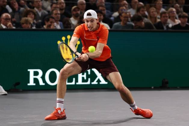 ROLEX PARIS MASTERS TENNIS 2024 Thierry Larret Maxppp. Tennis. Rolex Paris Masters. Accorhotels Arena, Paris (75), le 3 Novembre 2024. Finale : Alexander ZVEREV (GER) vs Ugo HUMBERT (FRA). Paris (75) ACCORHOTELS ARENA ILE DE FRANCE FRANCE  Copyright: xMAXPPPxThierryxLarretx TL_20241103_1021 0777794033st