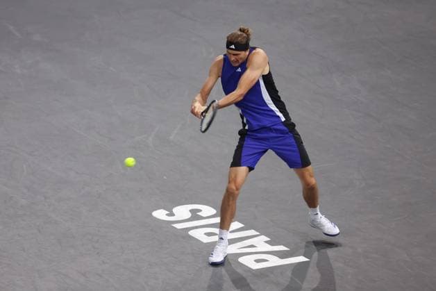 ROLEX PARIS MASTERS TENNIS 2024 Thierry Larret Maxppp. Tennis. Rolex Paris Masters. Accorhotels Arena, Paris (75), le 3 Novembre 2024. Finale : Alexander ZVEREV (GER) vs Ugo HUMBERT (FRA). Paris (75) ACCORHOTELS ARENA ILE DE FRANCE FRANCE  Copyright: xMAXPPPxThierryxLarretx TL_20241103_1026 0777794050st
