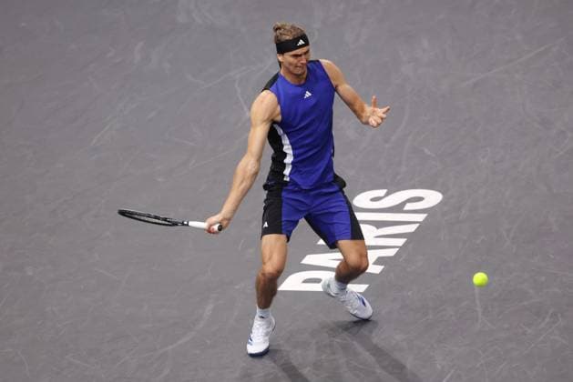 ROLEX PARIS MASTERS TENNIS 2024 Thierry Larret Maxppp. Tennis. Rolex Paris Masters. Accorhotels Arena, Paris (75), le 3 Novembre 2024. Finale : Alexander ZVEREV (GER) vs Ugo HUMBERT (FRA). Paris (75) ACCORHOTELS ARENA ILE DE FRANCE FRANCE  Copyright: xMAXPPPxThierryxLarretx TL_20241103_1030 0777794059st