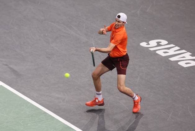 ROLEX PARIS MASTERS TENNIS 2024 Thierry Larret Maxppp. Tennis. Rolex Paris Masters. Accorhotels Arena, Paris (75), le 3 Novembre 2024. Finale : Alexander ZVEREV (GER) vs Ugo HUMBERT (FRA). Paris (75) ACCORHOTELS ARENA ILE DE FRANCE FRANCE  Copyright: xMAXPPPxThierryxLarretx TL_20241103_1033 0777794148st