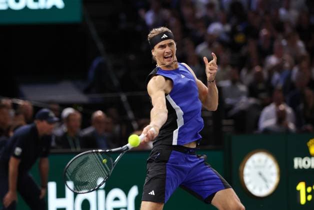 ROLEX PARIS MASTERS TENNIS 2024 Thierry Larret Maxppp. Tennis. Rolex Paris Masters. Accorhotels Arena, Paris (75), le 3 Novembre 2024. Finale : Alexander ZVEREV (GER) vs Ugo HUMBERT (FRA). Paris (75) ACCORHOTELS ARENA ILE DE FRANCE FRANCE  Copyright: xMAXPPPxThierryxLarretx TL_20241103_1038 0777794173st