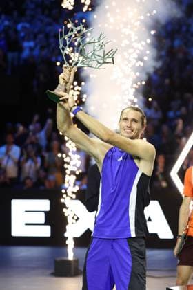 ROLEX PARIS MASTERS TENNIS 2024 Thierry Larret Maxppp. Tennis. Rolex Paris Masters. Accorhotels Arena, Paris (75), le 3 Novembre 2024. Finale : Alexander ZVEREV (GER) vs Ugo HUMBERT (FRA). Paris (75) ACCORHOTELS ARENA ILE DE FRANCE FRANCE  Copyright: xMAXPPPxThierryxLarretx TL_20241103_1046 0777794218st