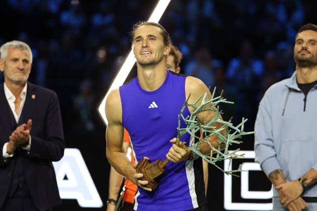 ROLEX PARIS MASTERS TENNIS 2024 Thierry Larret Maxppp. Tennis. Rolex Paris Masters. Accorhotels Arena, Paris (75), le 3 Novembre 2024. Finale : Alexander ZVEREV (GER) vs Ugo HUMBERT (FRA). Paris (75) ACCORHOTELS ARENA ILE DE FRANCE FRANCE  Copyright: xMAXPPPxThierryxLarretx TL_20241103_1047 0777794219st