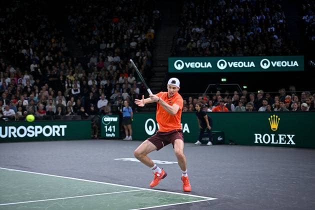 Final Of The Rolex Paris Masters French tennis player, Ugo Humbert, loses the final of the Rolex Paris Masters 2024 against Alexander Zverev on November 3, 2024. Photo by Tomas Stevens ABACAPRESS.COM Paris France  Copyright: xStevensxTomas ABACAx
