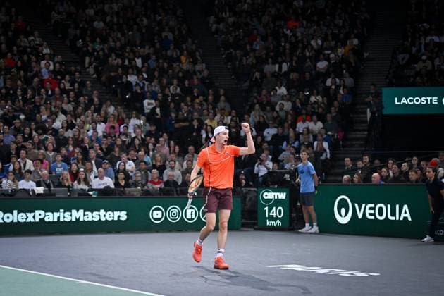 Final Of The Rolex Paris Masters French tennis player, Ugo Humbert, loses the final of the Rolex Paris Masters 2024 against Alexander Zverev on November 3, 2024. Photo by Tomas Stevens ABACAPRESS.COM Paris France  Copyright: xStevensxTomas ABACAx