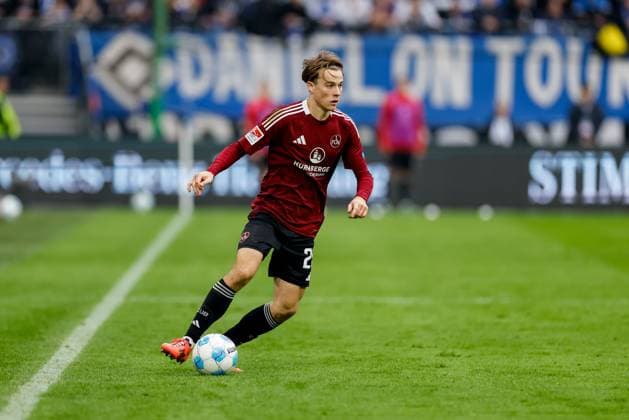 Hamburg, November 3, 2024 Football, 2 Bundesliga 2024 25, Hamburger SV 1 FC Nürnberg Caspar Jander 1 FC Nürnberg, 20 DFL REGULATIONS PROHIBIT ANY USE OF PHOTOGRAPHS AS IMAGE SEQUENCES AND OR QUASI VIDEO