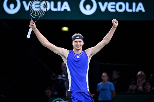 Final Of The Rolex Paris Masters German tennis player, Alexander Zverev, wins the final of the Rolex Paris Masters 2024 against Ugo Humbert, french tennis player on November 3, 2024. Photo by Tomas Stevens ABACAPRESS.COM Paris France  Copyright: xStevensxTomas ABACAx