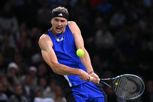 Final Of The Rolex Paris Masters Alexander Zverev (GER) wins his first Rolex Paris Masters defeating Ugo Humbert (FRA) at the 2024 Rolex Paris Masters at the Accor Arena in Paris, France, on November 3, 2024. Photo by Corinne Dubreuil ABACAPRESS.COM Paris France  Copyright: xDubreuilxCorinne ABACAx